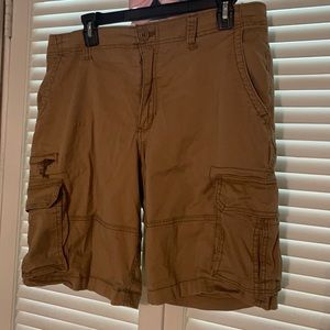 Men’s cargo shorts